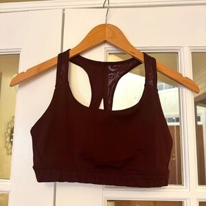 ATHLETA CONTENDER BRA A-C, SIZE SMALL (S), ANTIQUE BURGUNDY